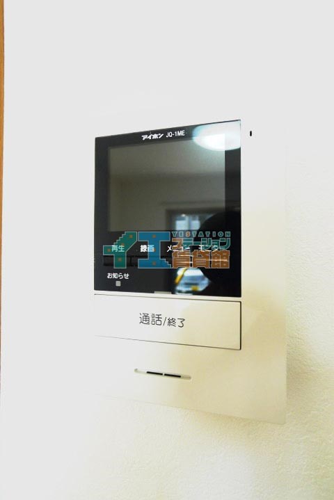 コモド狭山ヶ丘 不在時の来客確認のできる録画機能付カラーモニターインターフォン
