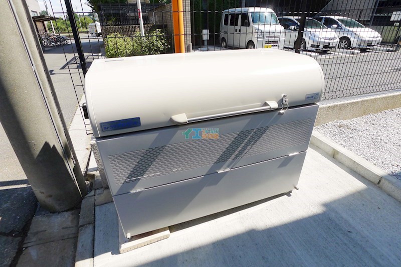 コモド狭山ヶ丘 安心の入居者専用ゴミＢＯＸ